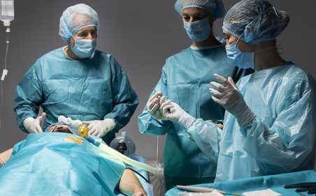 O acesso à cirurgia oncológica no Brasil enfrenta desafios