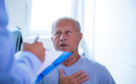 paciente em consulta com medico